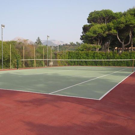 Villa Teti - Sicilia Кампофеличе ди Рокела Екстериор снимка
