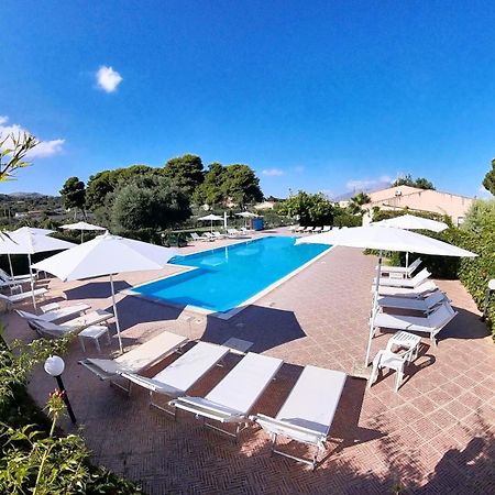 Villa Teti - Sicilia Кампофеличе ди Рокела Екстериор снимка