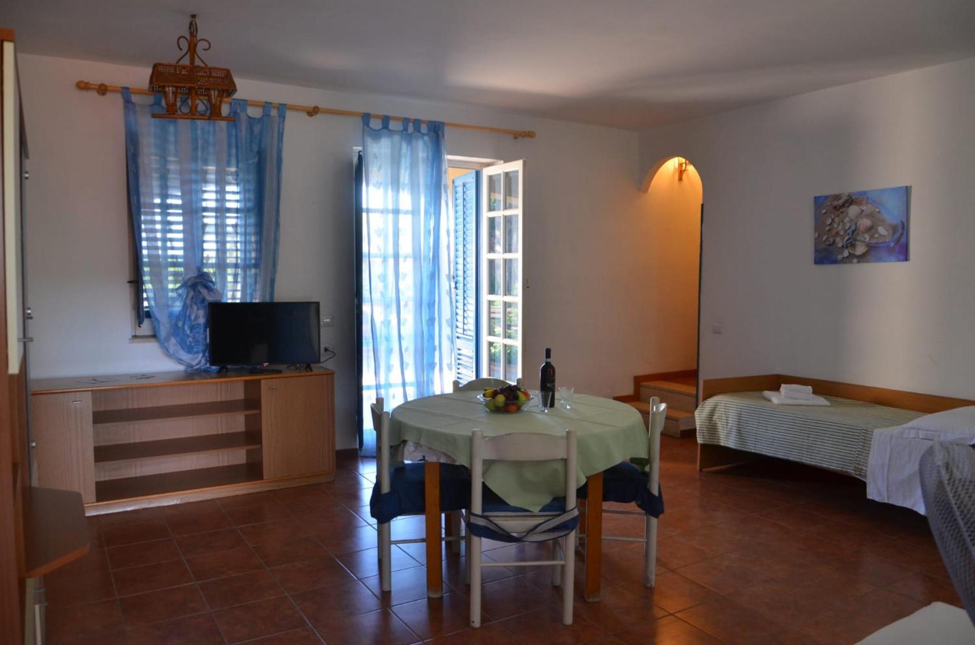 Villa Teti - Sicilia Кампофеличе ди Рокела Екстериор снимка